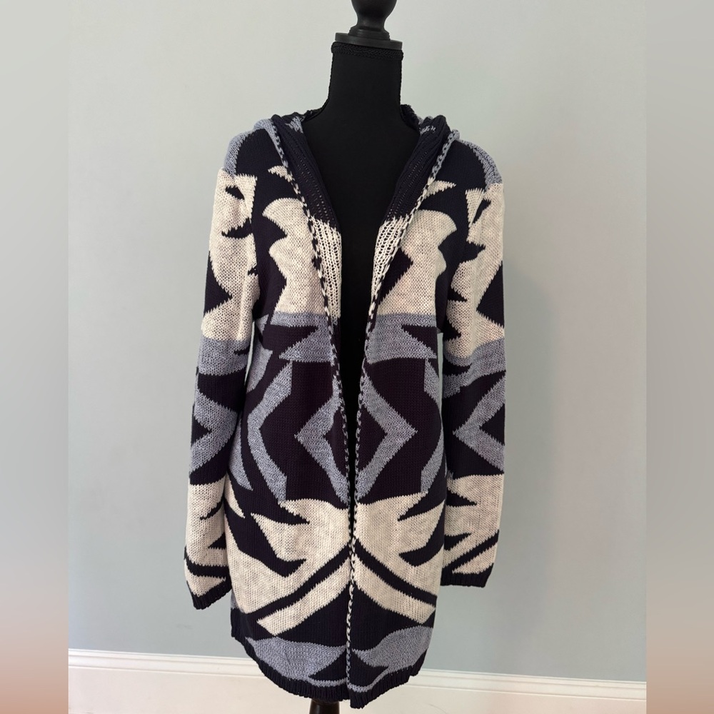 Diva Navy and Cream Geometric Cardigan